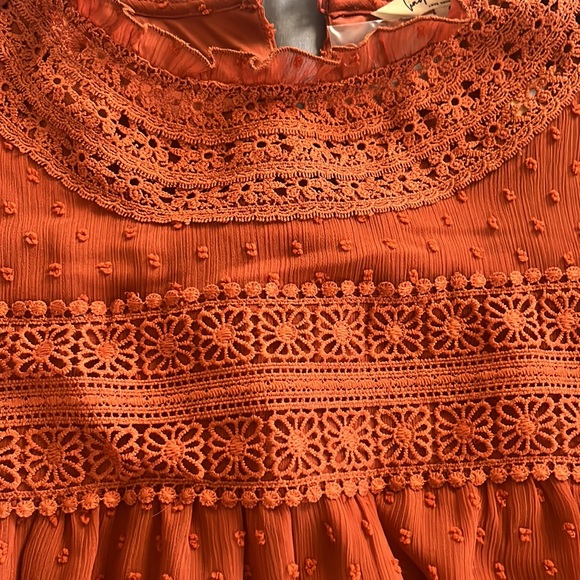 Fall rusty long sleeve flowing dress - Picture 5 of 11